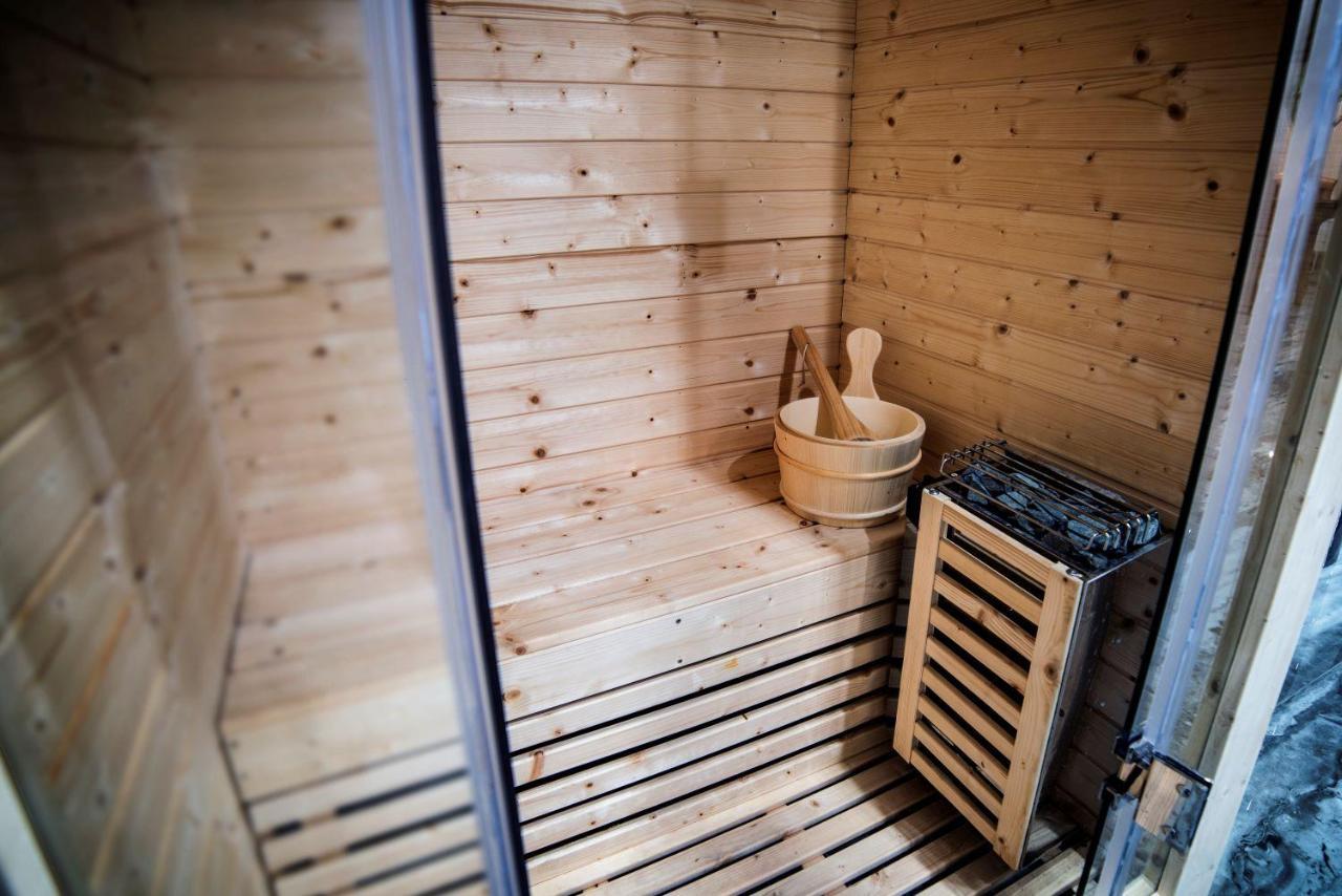 Spa Lux Apartmani ノヴィ・サド エクステリア 写真