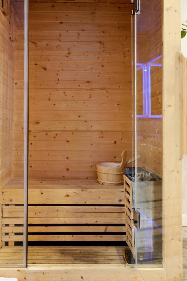 Spa Lux Apartmani ノヴィ・サド エクステリア 写真