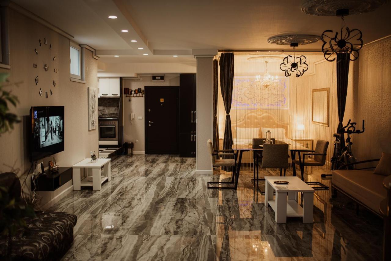 Spa Lux Apartmani ノヴィ・サド エクステリア 写真
