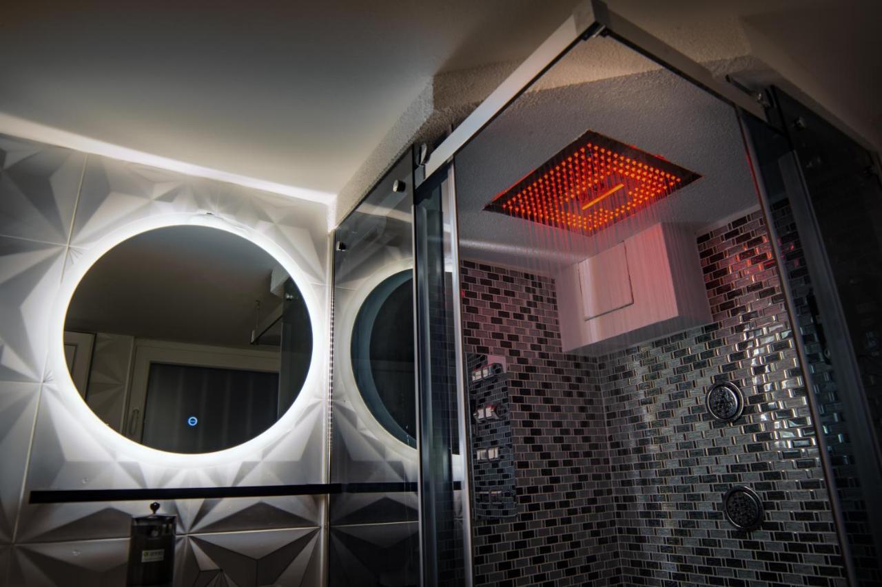 Spa Lux Apartmani ノヴィ・サド エクステリア 写真