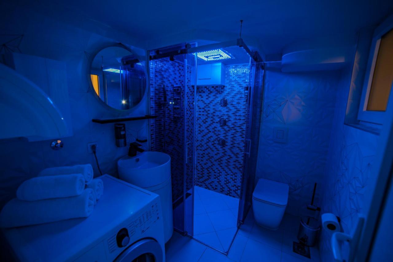 Spa Lux Apartmani ノヴィ・サド エクステリア 写真