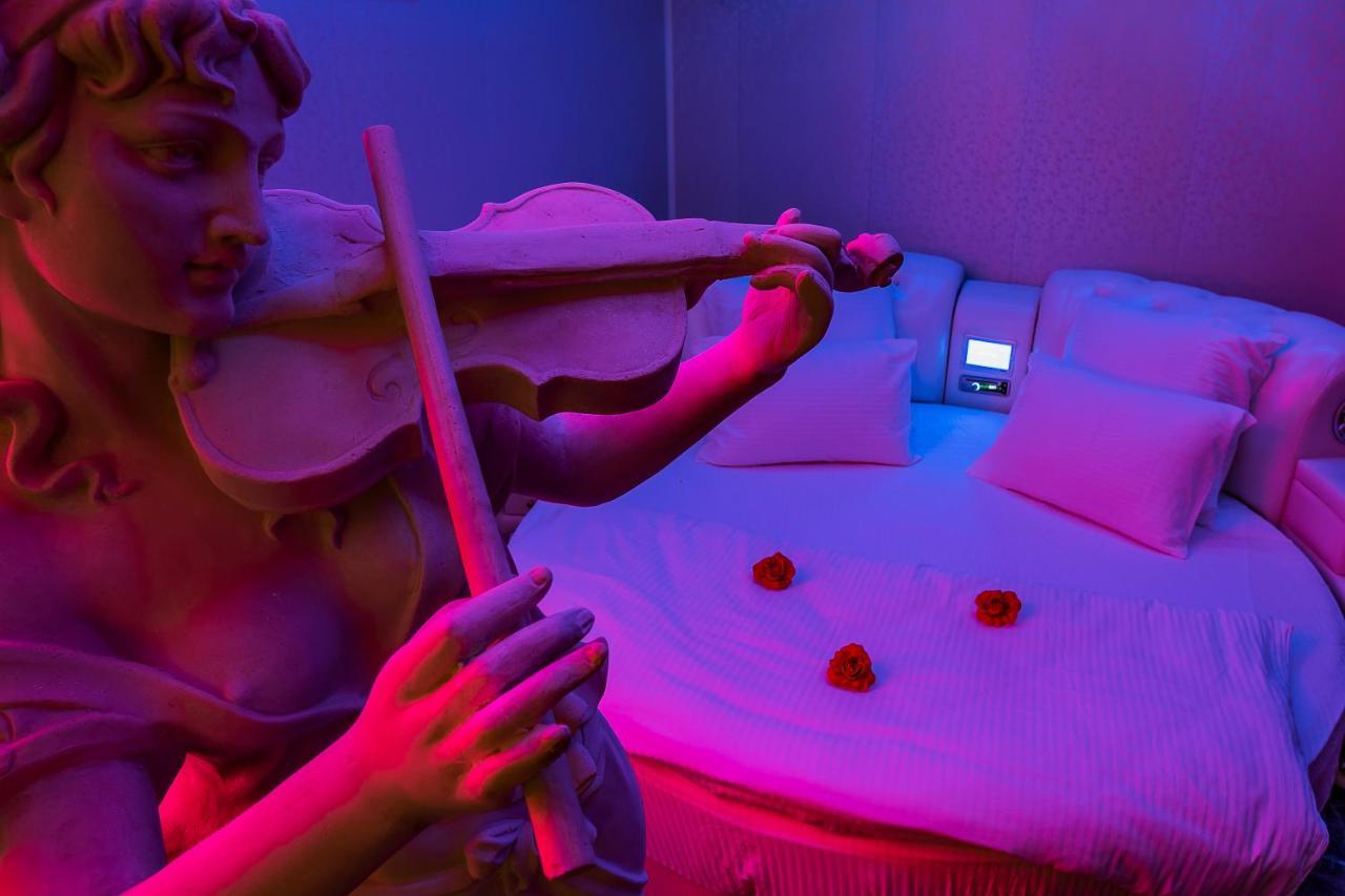 Spa Lux Apartmani ノヴィ・サド エクステリア 写真