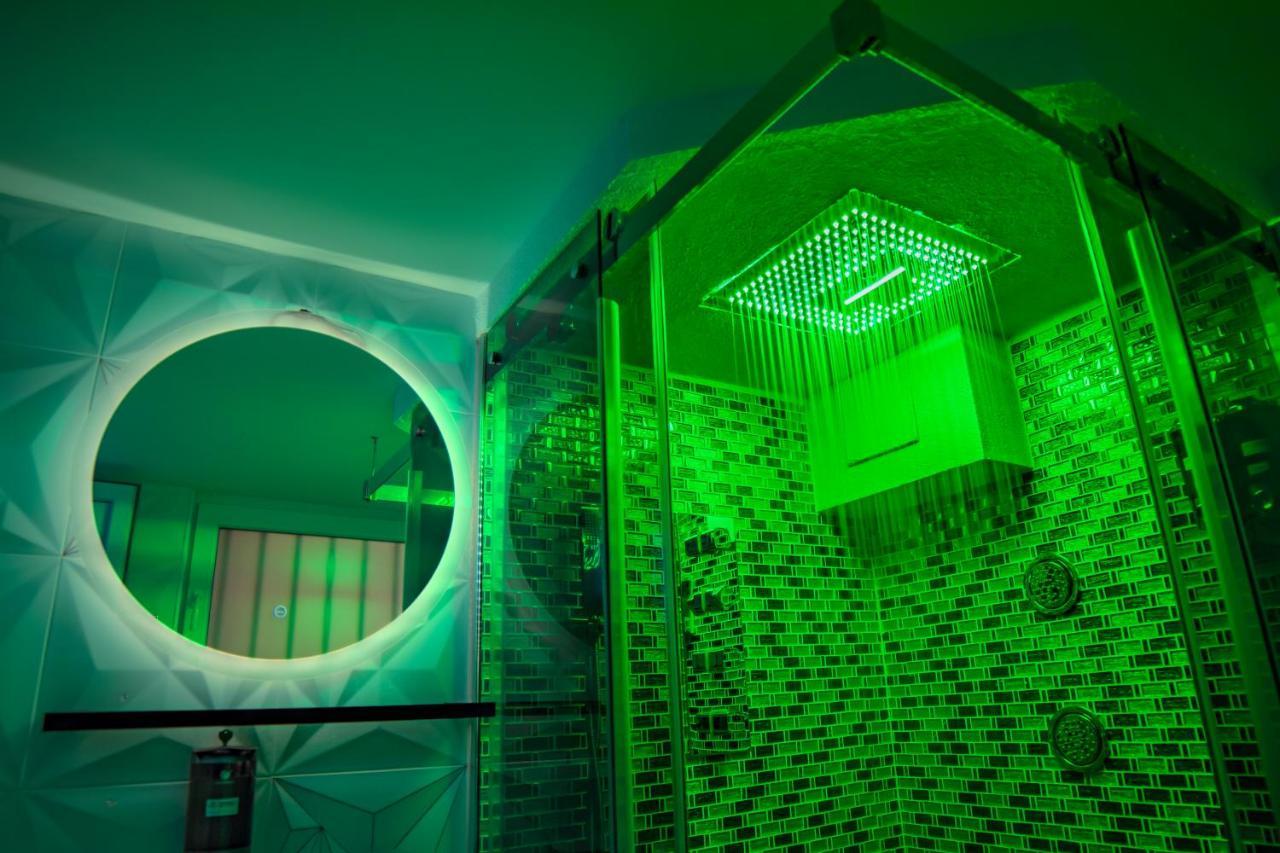 Spa Lux Apartmani ノヴィ・サド エクステリア 写真